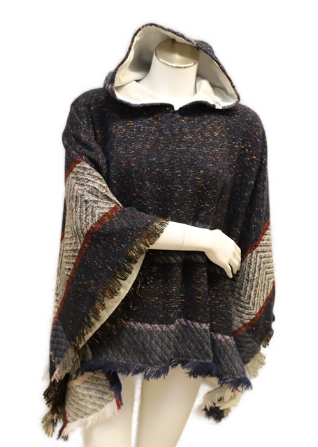 Poncho_Ultima_Swiss_Shield_7.jpg